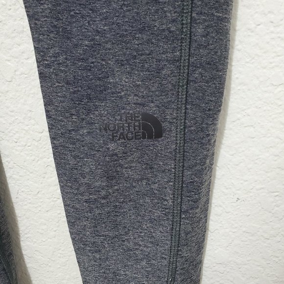The North Face Motivation Hi-Rise Pocket 7/8 Tight Gray leggings - Picture 7 of 11